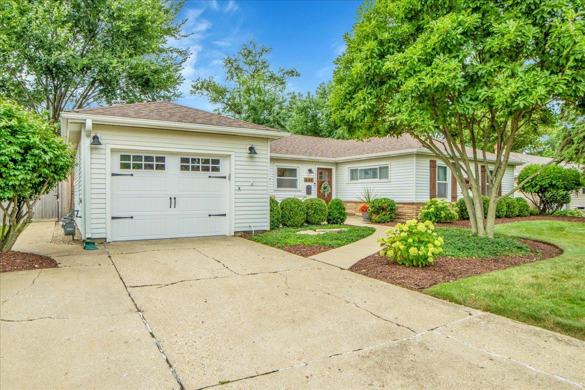 514 Turf Ln., Wheaton, IL 60187