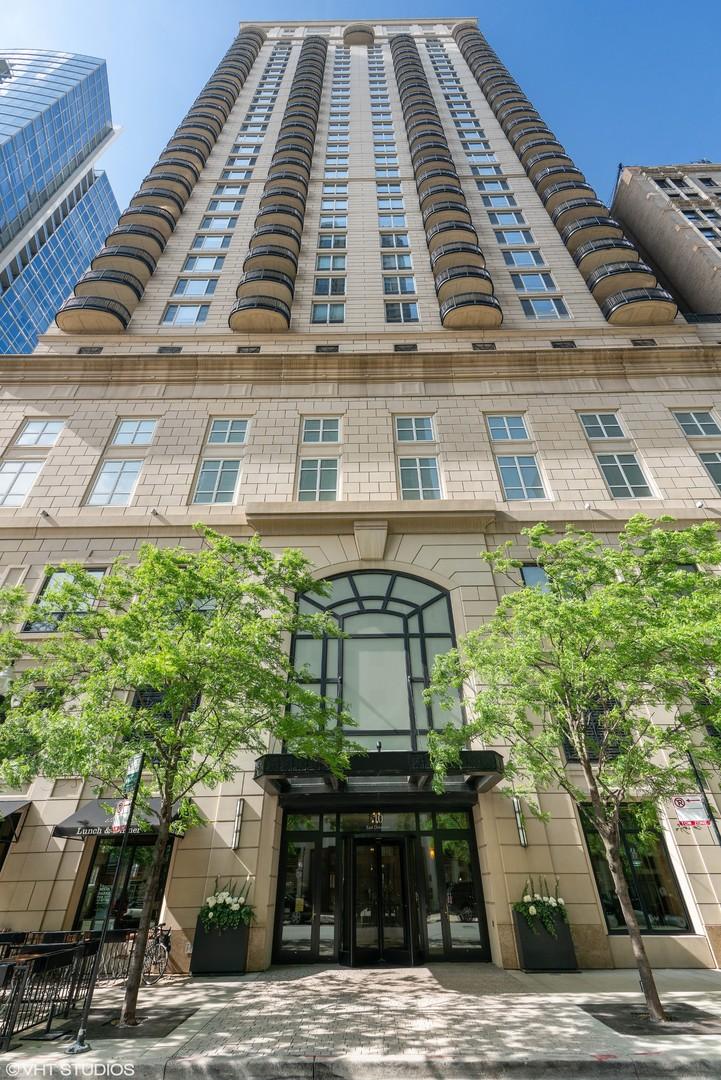 10 E Delaware Pl. #28E, Chicago, IL 60611
