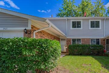 1965 N Jamestown Dr., Palatine, IL 60074