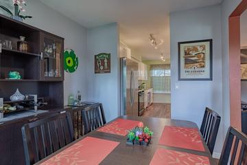 1965 N Jamestown Dr., Palatine, IL 60074
