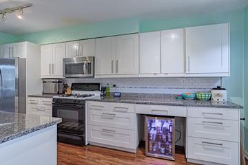 1965 N Jamestown Dr., Palatine, IL 60074
