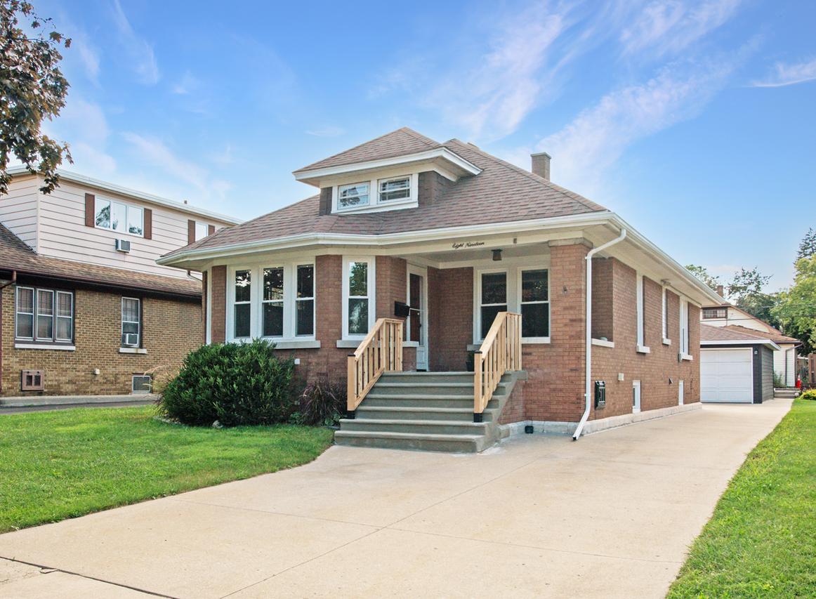 819 Oakland Ave., Joliet, IL 60435