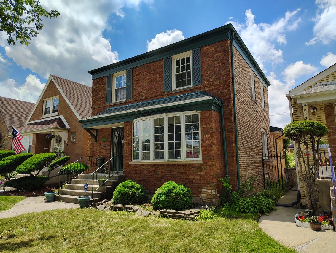 8616 S Winchester Ave., Chicago, IL 60620