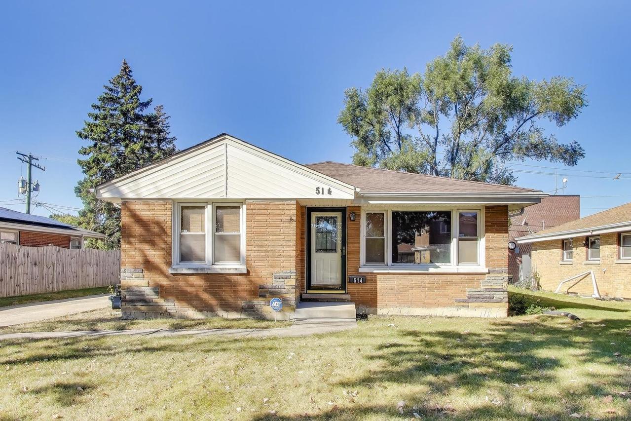 514 Iroquois Rd., Hillside, IL 60162