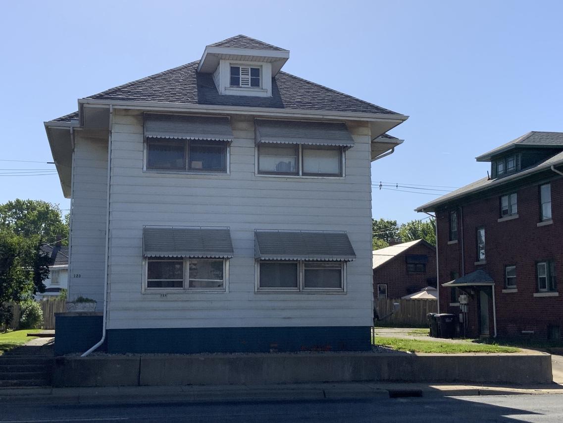 123 N Gilbert St., Danville, IL 61832