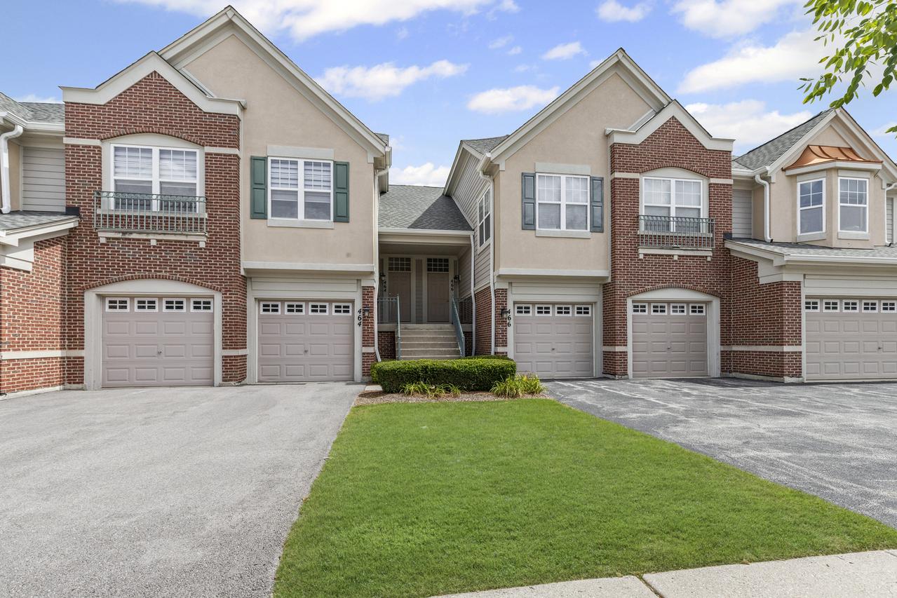 464 Pine Lake Cir., Vernon Hills, IL 60061
