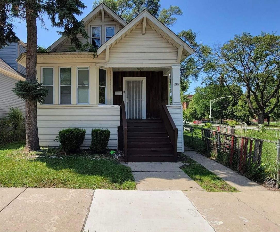 10434 S State St., Chicago, IL 60628