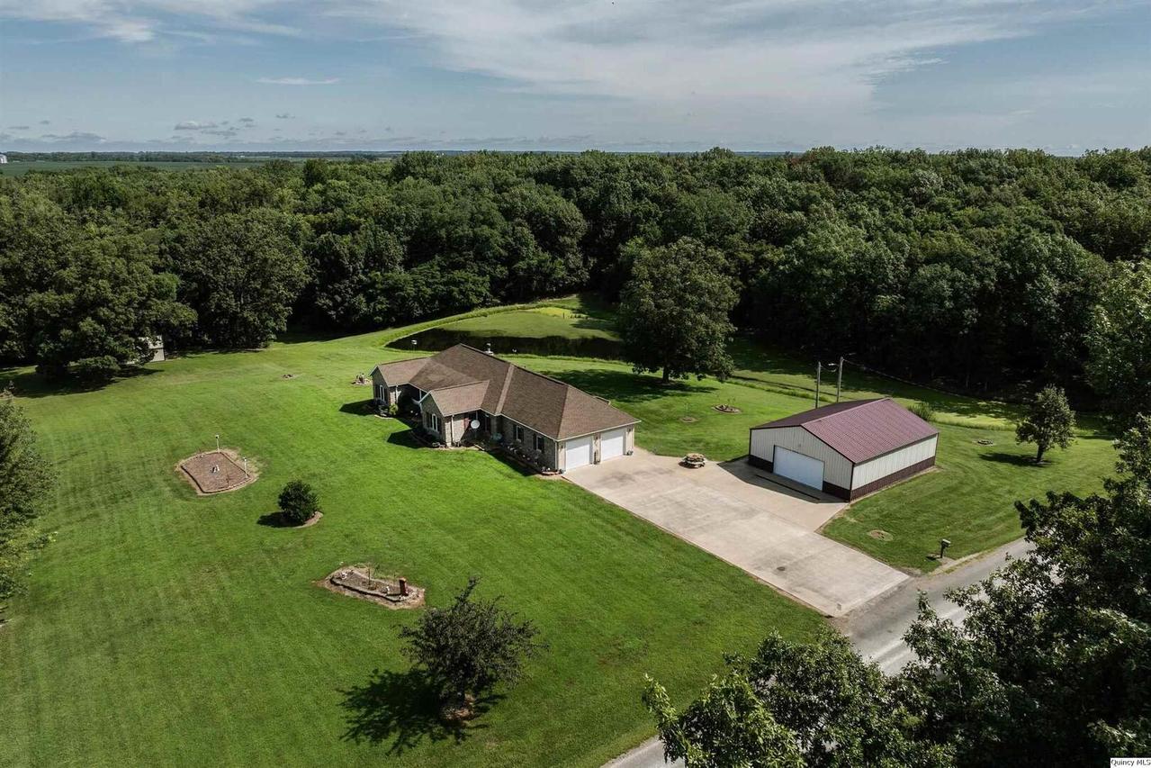 1903 N 1400th Ave., Camp Point, IL 62320