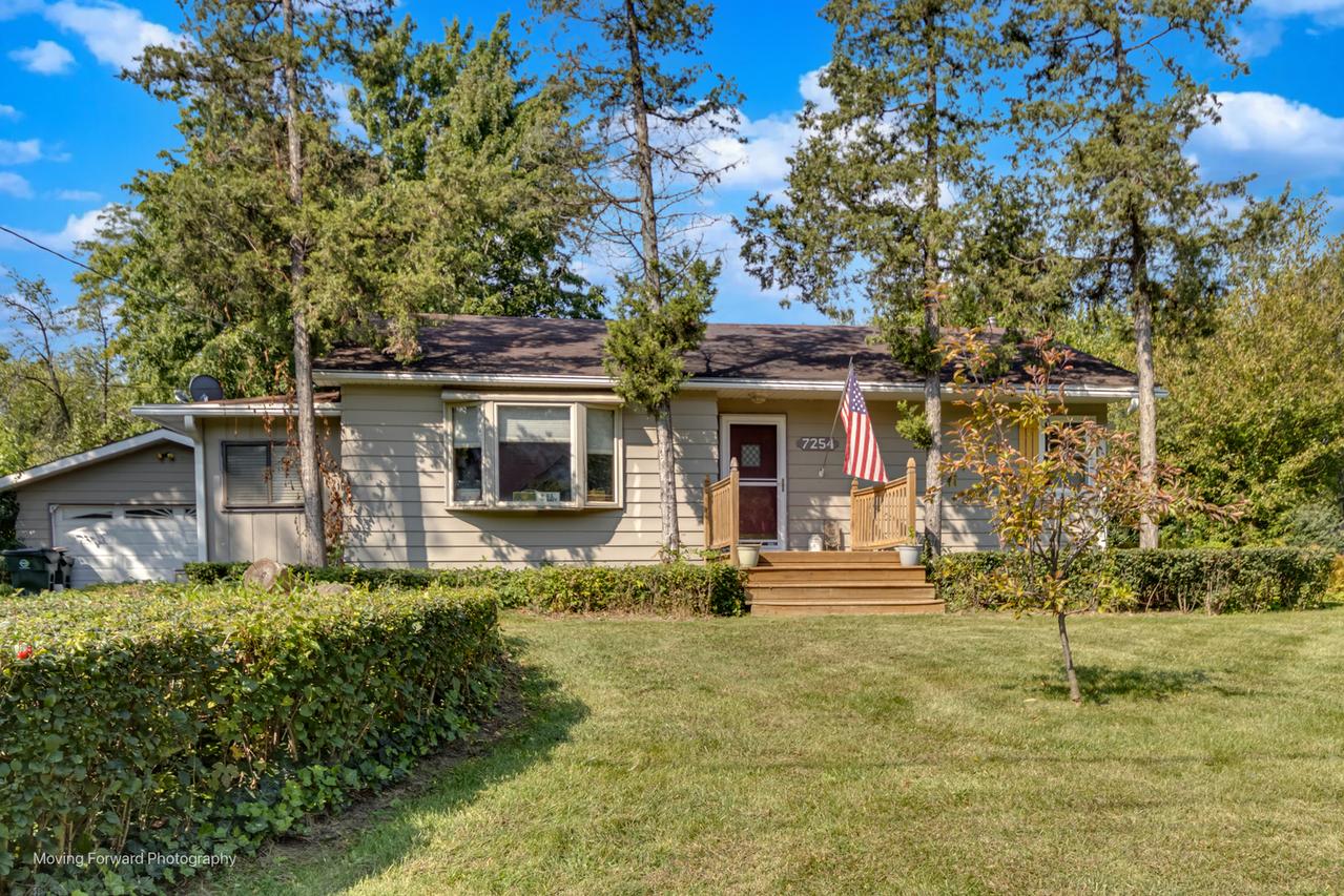 7254 Fair Elms Ave., Burr Ridge, IL 60527