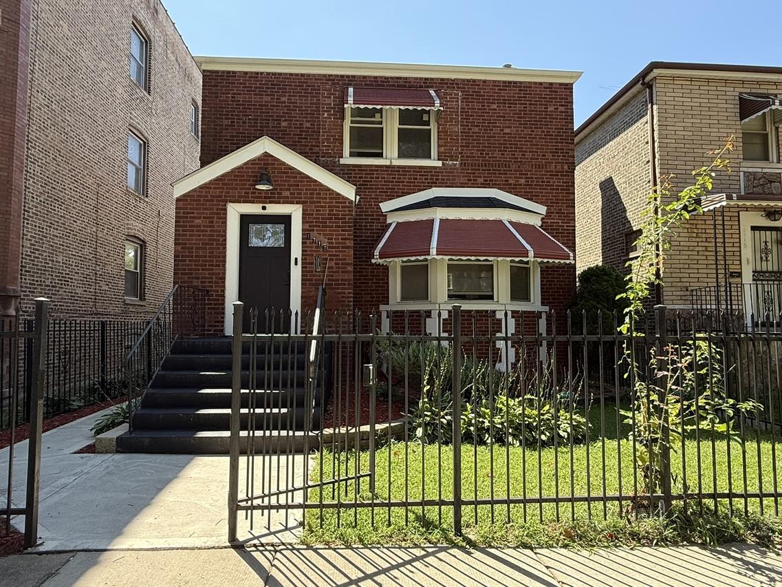 1719 E 86th St., Chicago, IL 60617