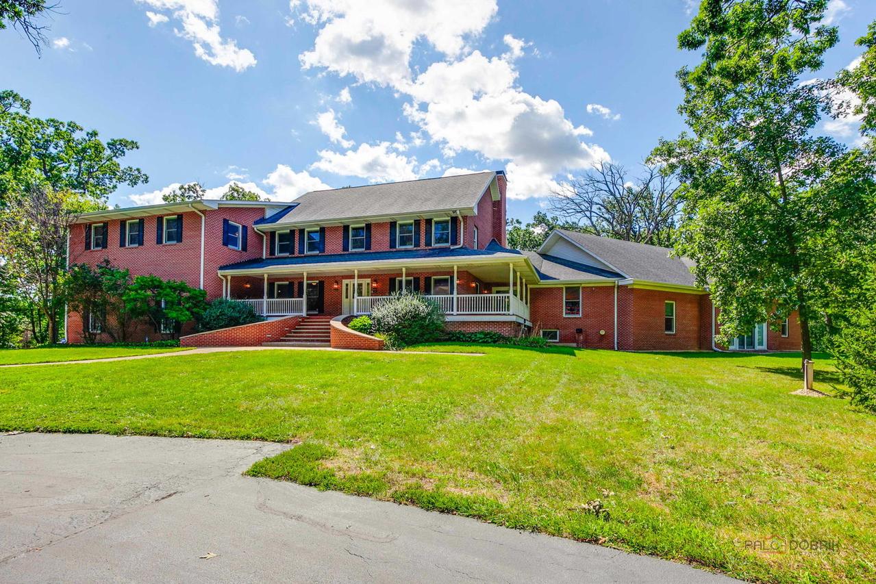 28232 N Gilmer Rd., Mundelein, IL 60060