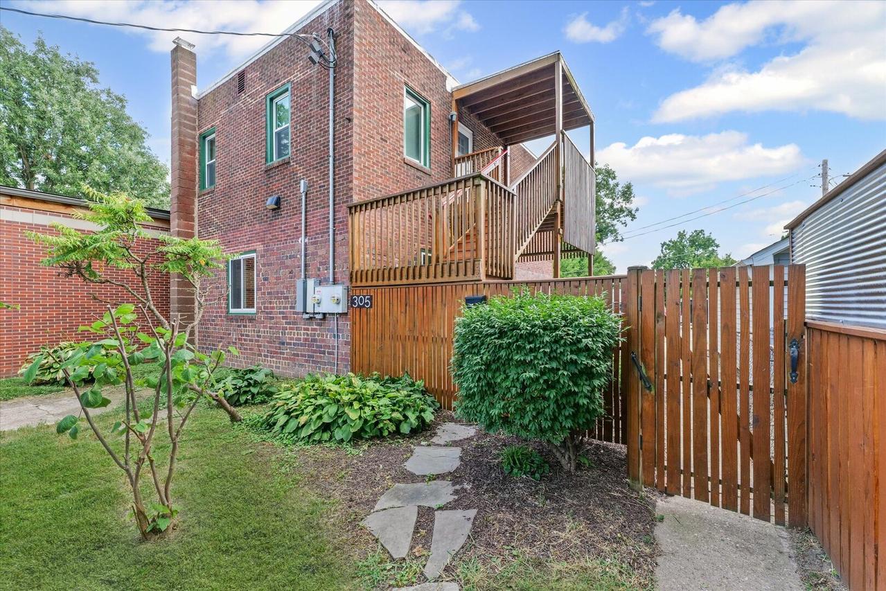 305 W Griggs St., Urbana, IL 61801