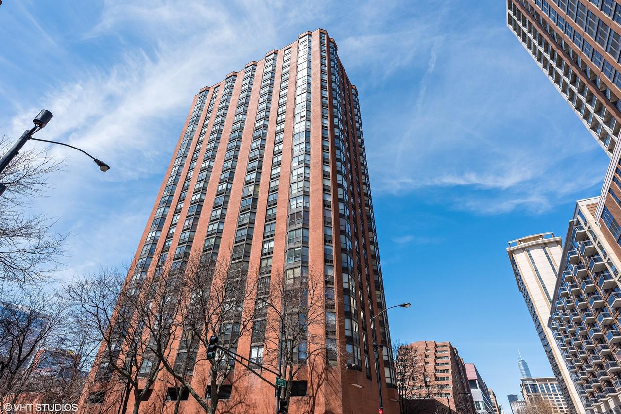 899 S Plymouth Ct. #1710, Chicago, IL 60605