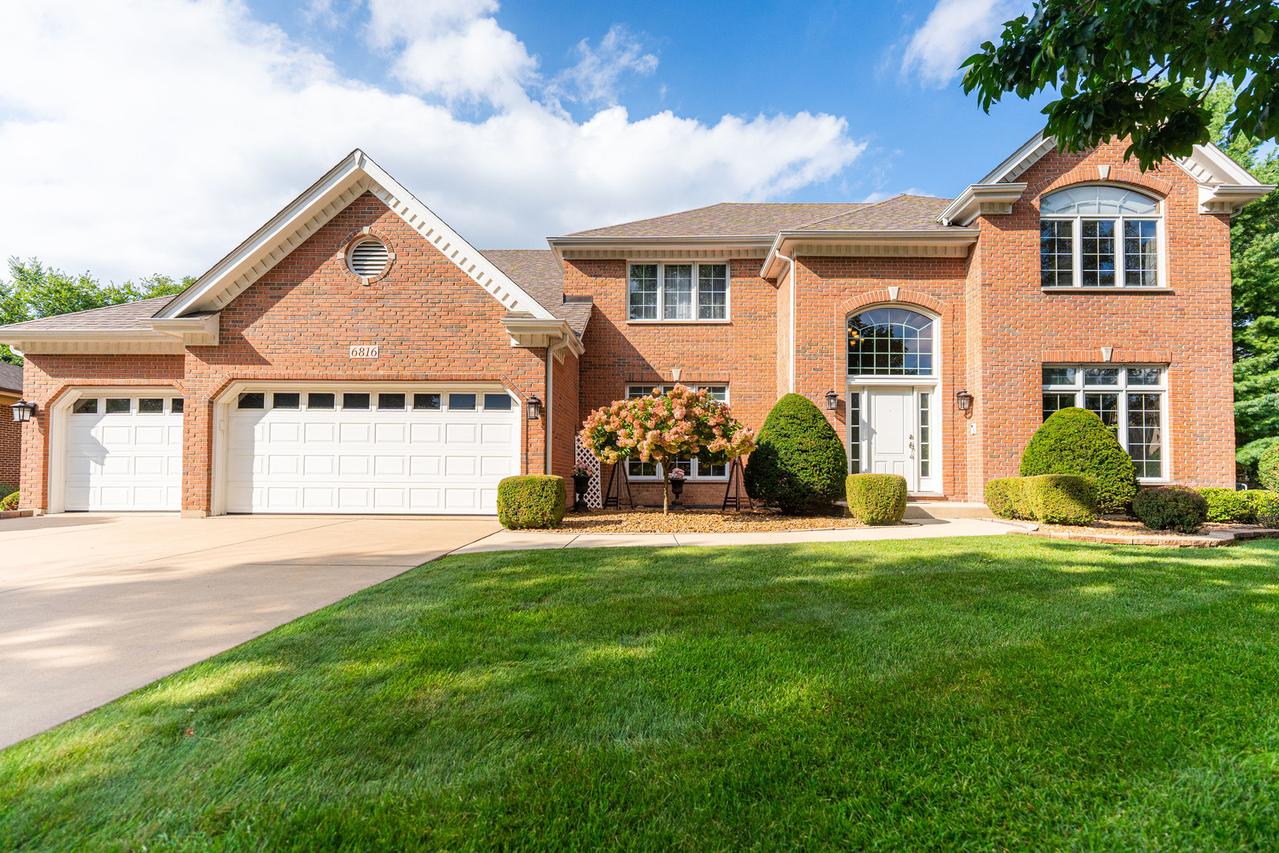 6816 Bantry Ct., Darien, IL 60561