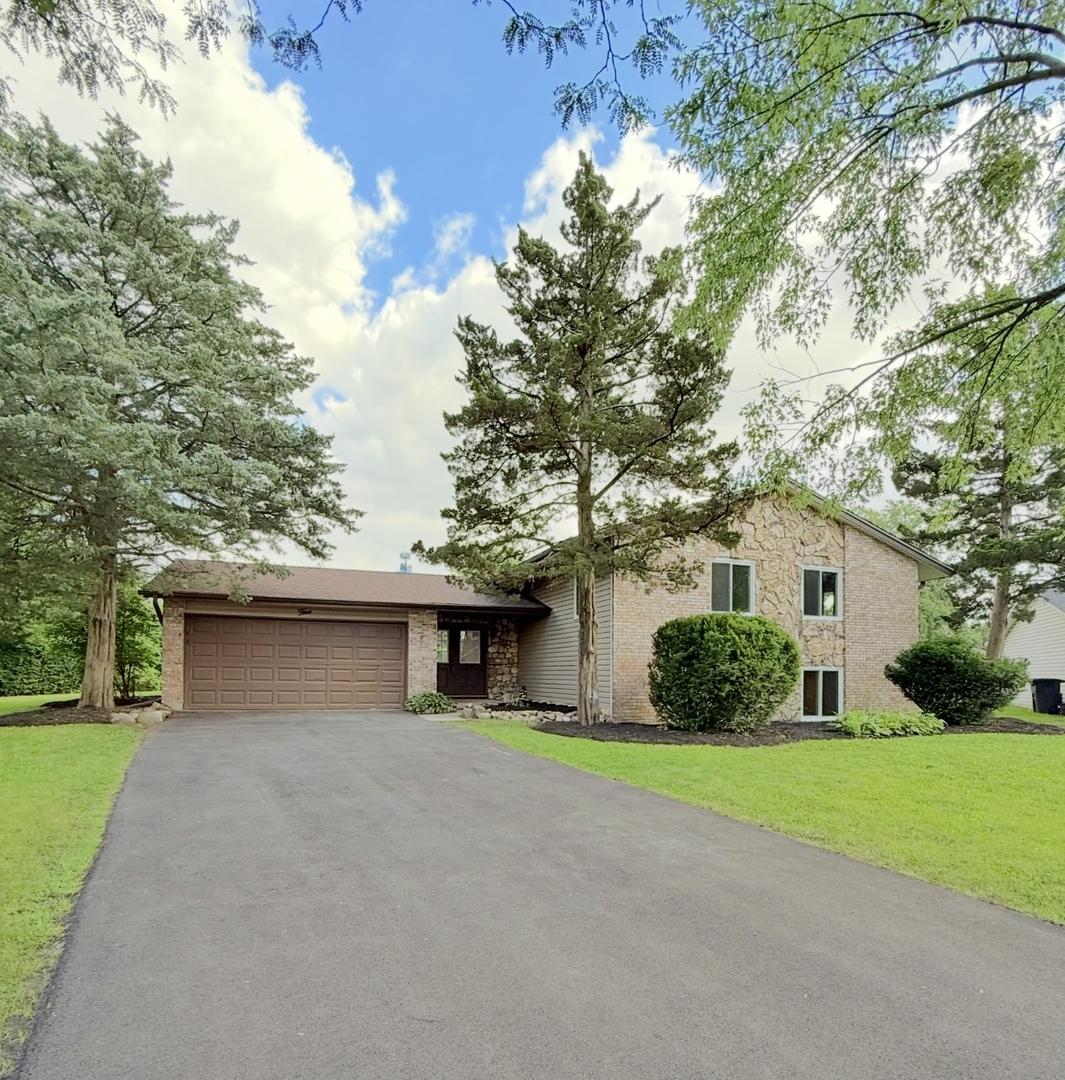 5 Derbyshire Ct., Bolingbrook, IL 60440