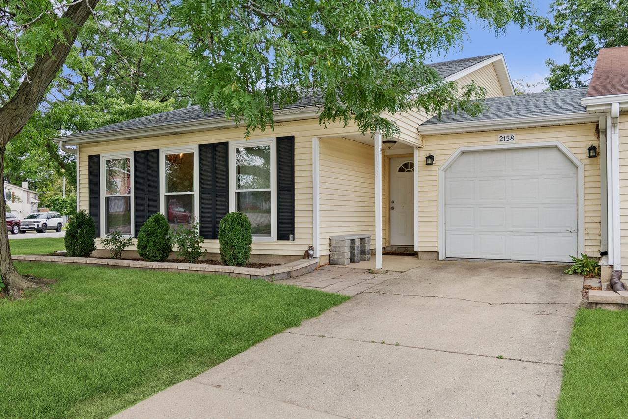 2158 College Dr., Glendale Heights, IL 60139