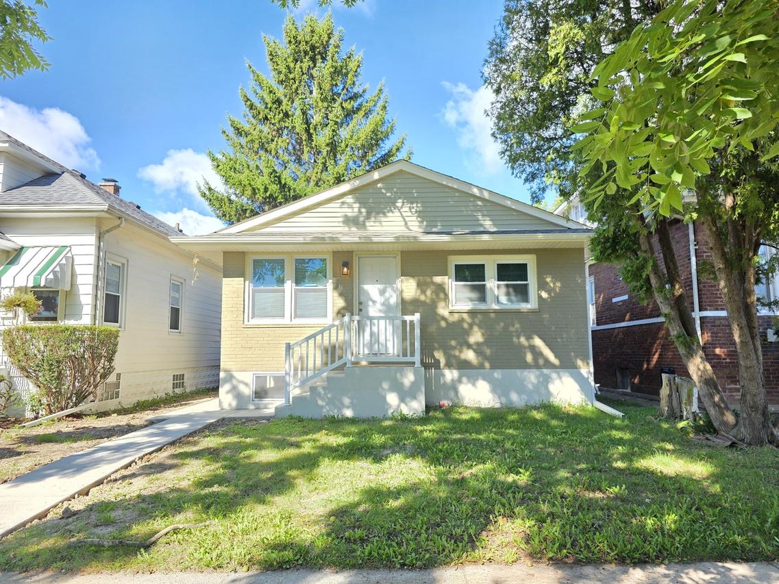 1308 Adams St., North Chicago, IL 60064