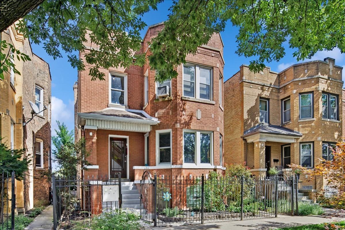 3315 N Drake Ave., Chicago, IL 60618