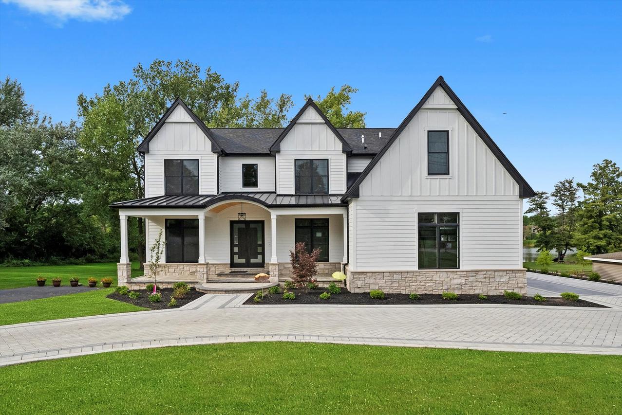 15W670 83rd St., Burr Ridge, IL 60527