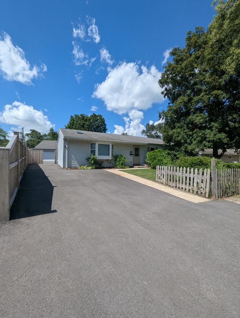 309 Robson Dr., Lockport, IL 60441