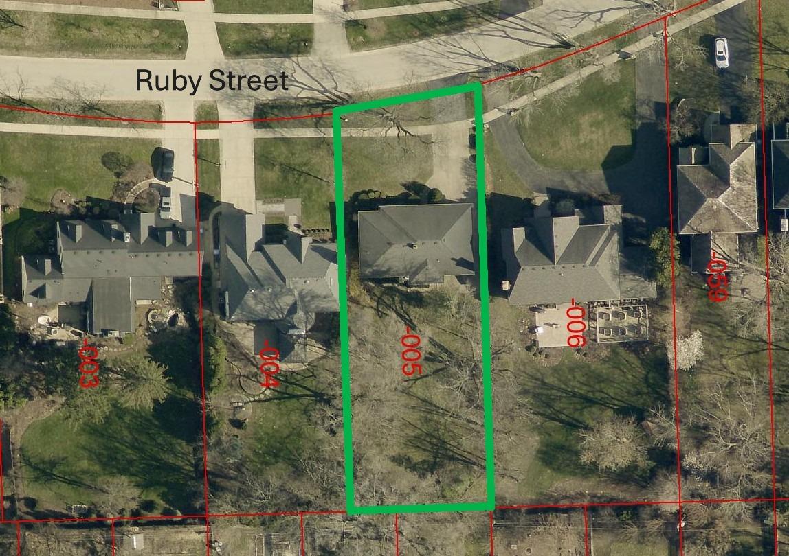 363 Ruby St., Clarendon Hills, IL 60514
