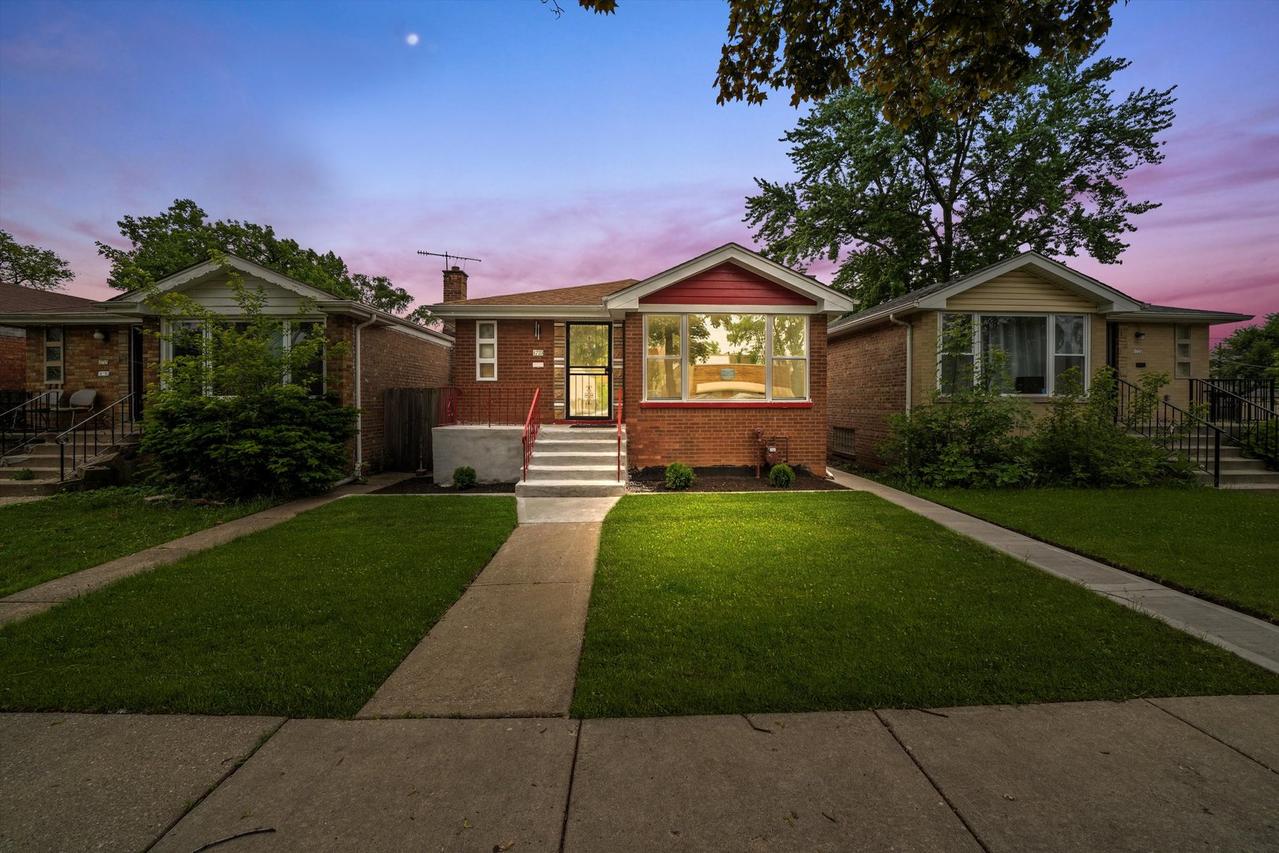 1723 W 75th Pl., Chicago, IL 60620