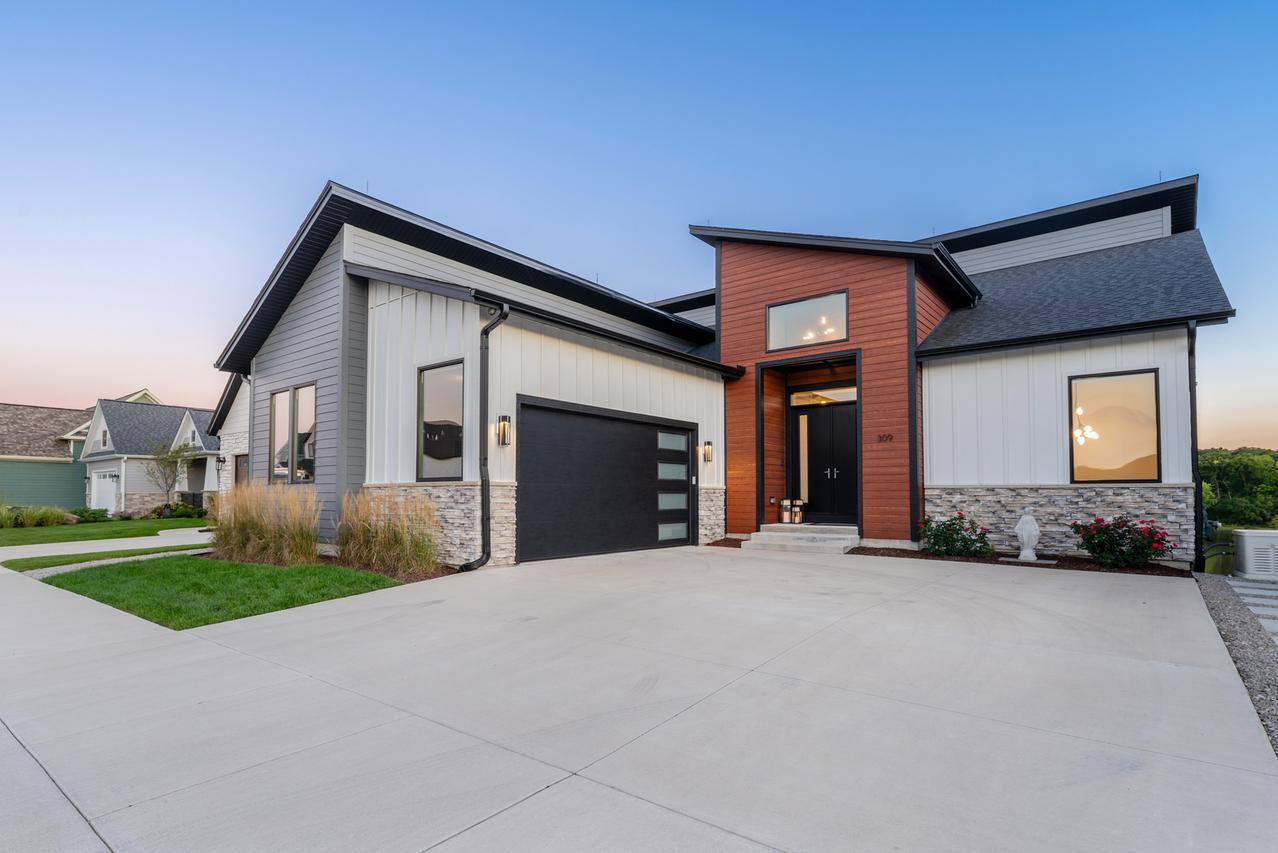 309 Leeward Way, Ottawa, IL 61350