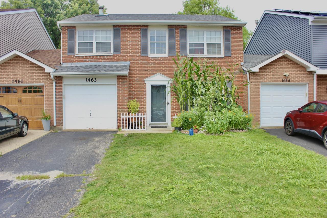 1463 Harvard Ct., Carol Stream, IL 60188