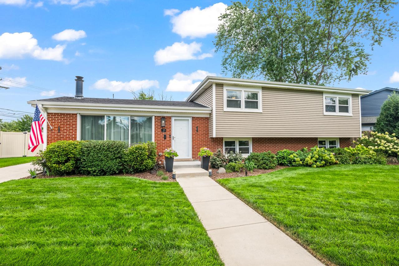 21 W Bradley St., Des Plaines, IL 60016