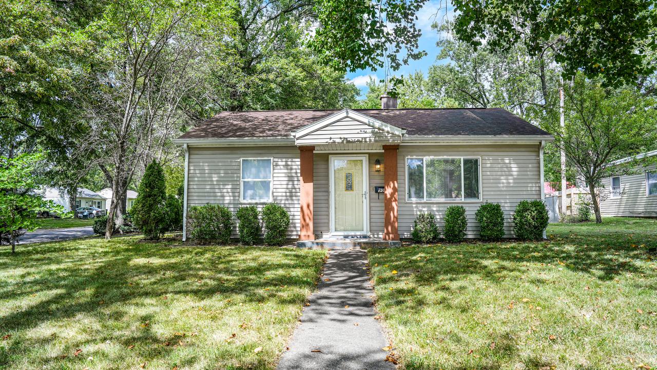 902 E Florida Ave., Urbana, IL 61801
