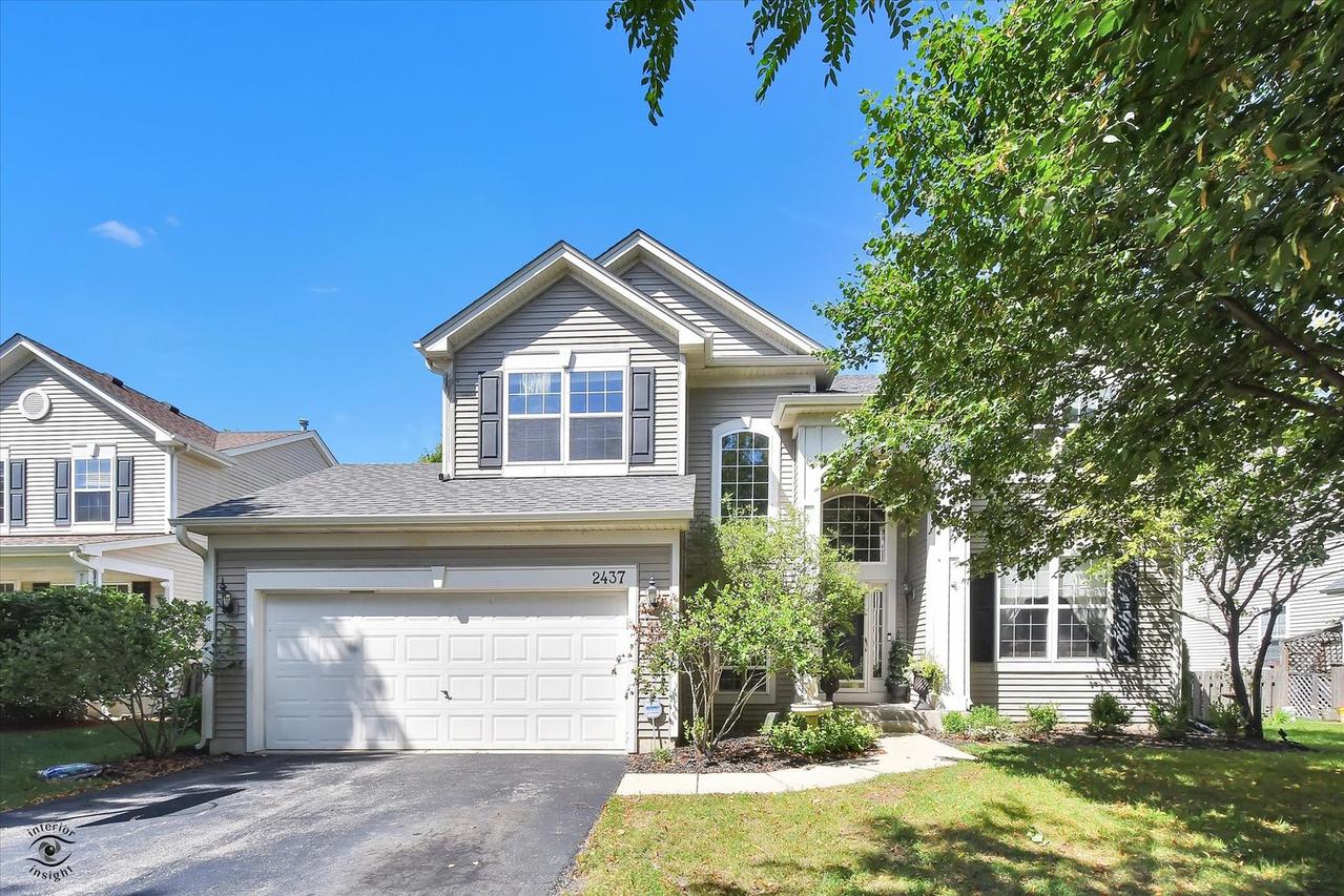 2437 Deer Point Dr., Montgomery, IL 60538