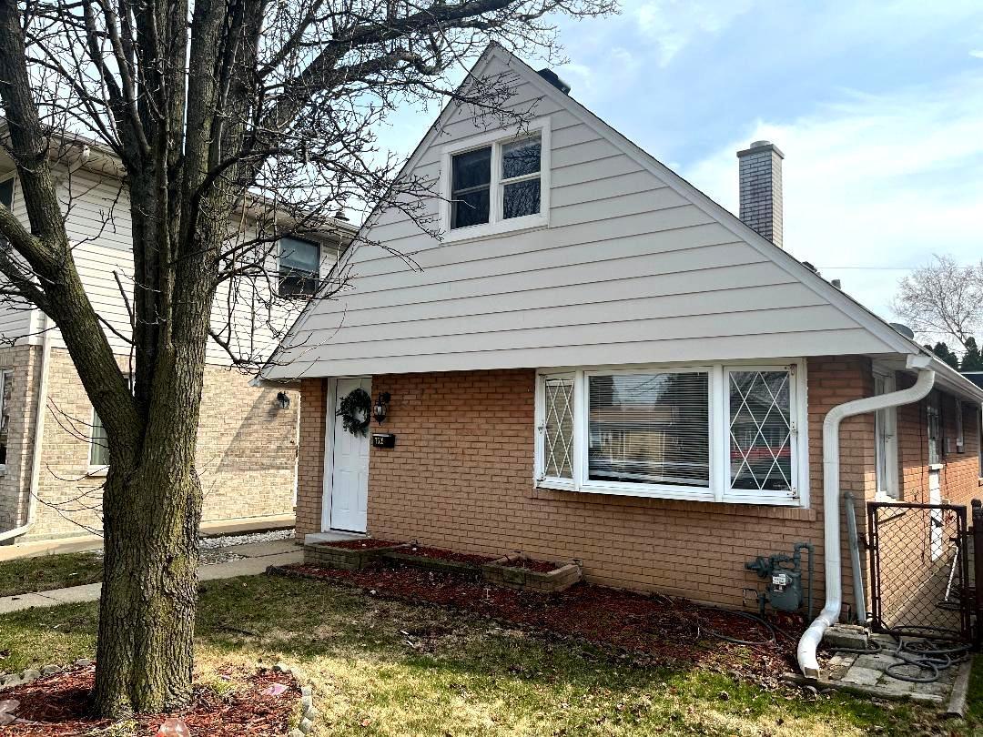 7519 W Argyle St., Harwood Heights, IL 60706