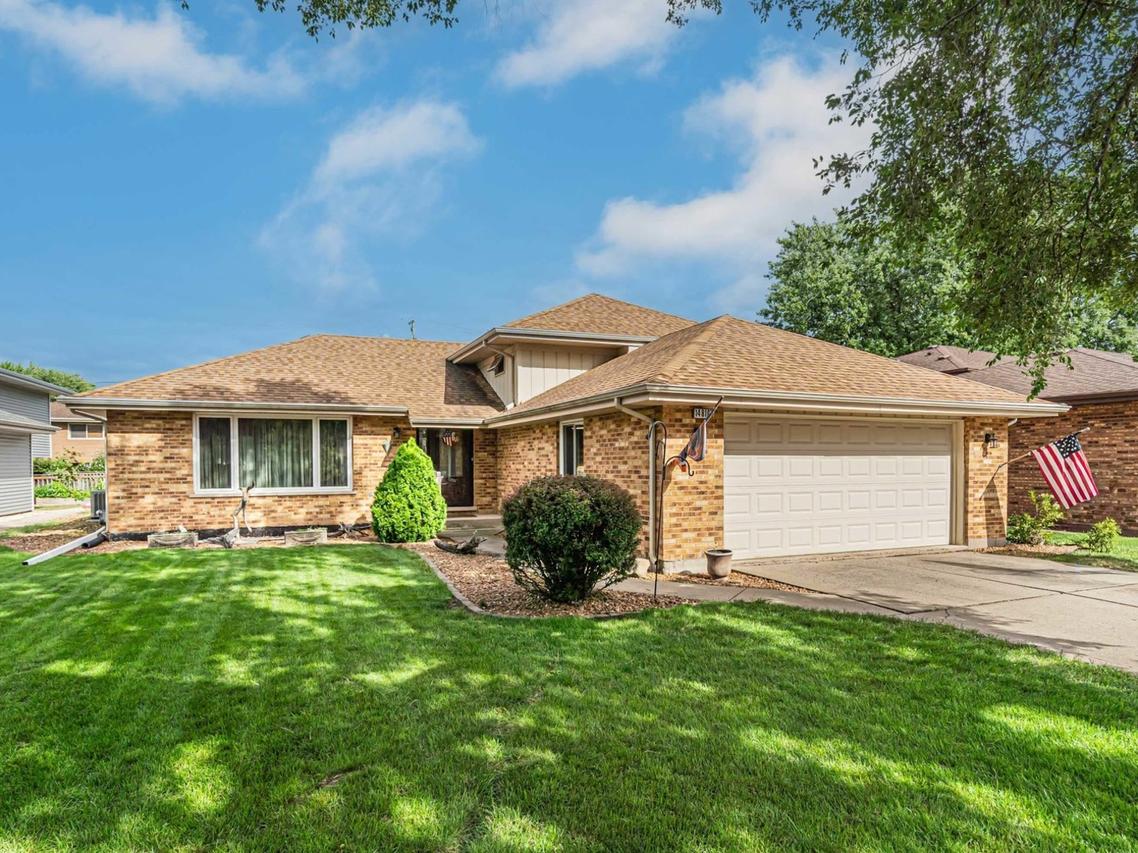14819 Anne Ct., Oak Forest, IL 60452