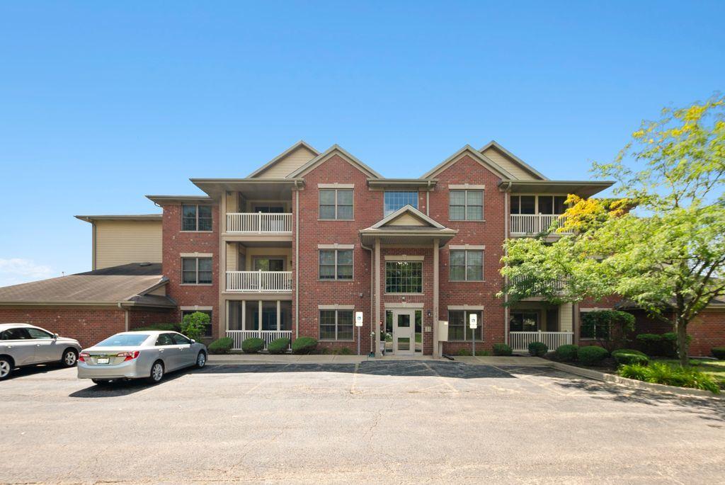20301 S Pine Hill Rd. #1D, Frankfort, IL 60423