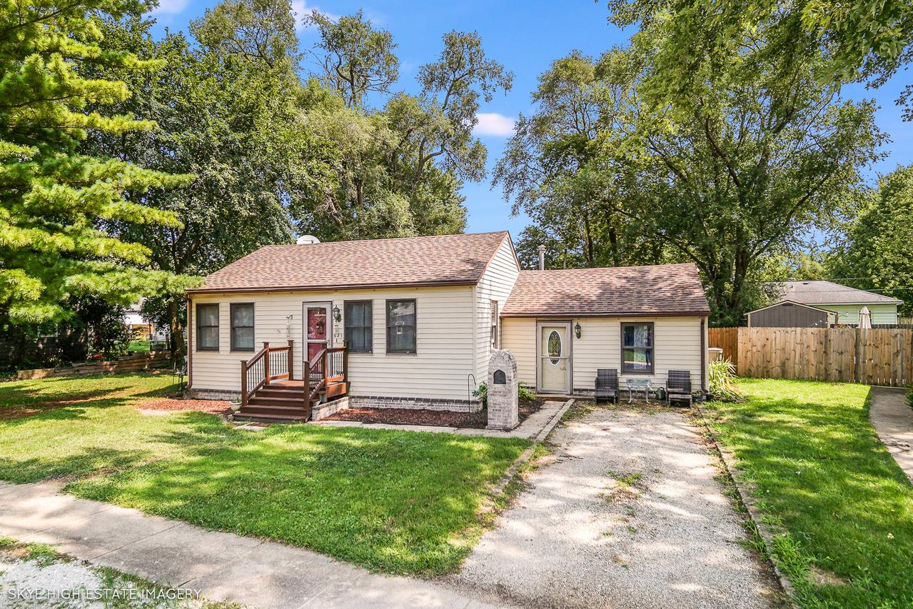 621 S Circle Dr., Wilmington, IL 60481