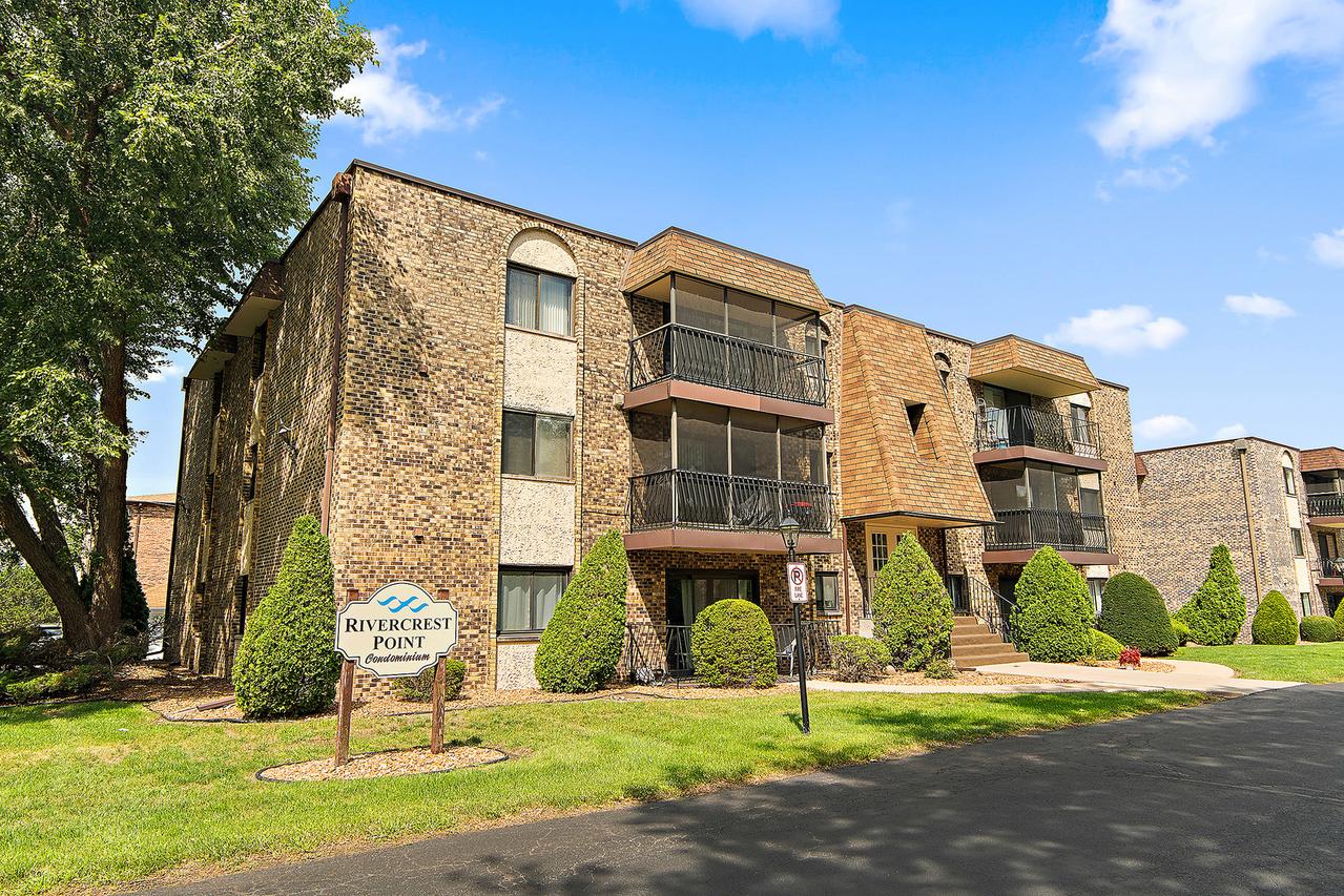 4959 134th Pl. #2C, Crestwood, IL 60418