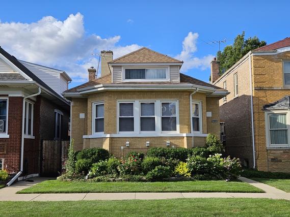 New Homes with Master Bedrooms on the 1st Floor That Attend Schurz High School: August 23rd to August 29th