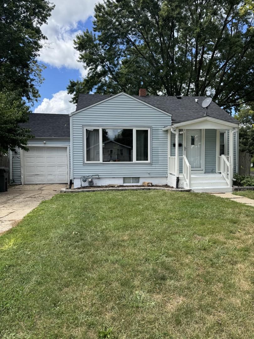 1111 Avenue J, Sterling, IL 61081