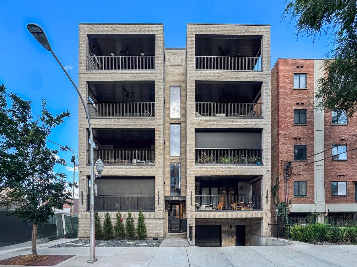 1543 N Wieland St. #PH-N, Chicago, IL 60610