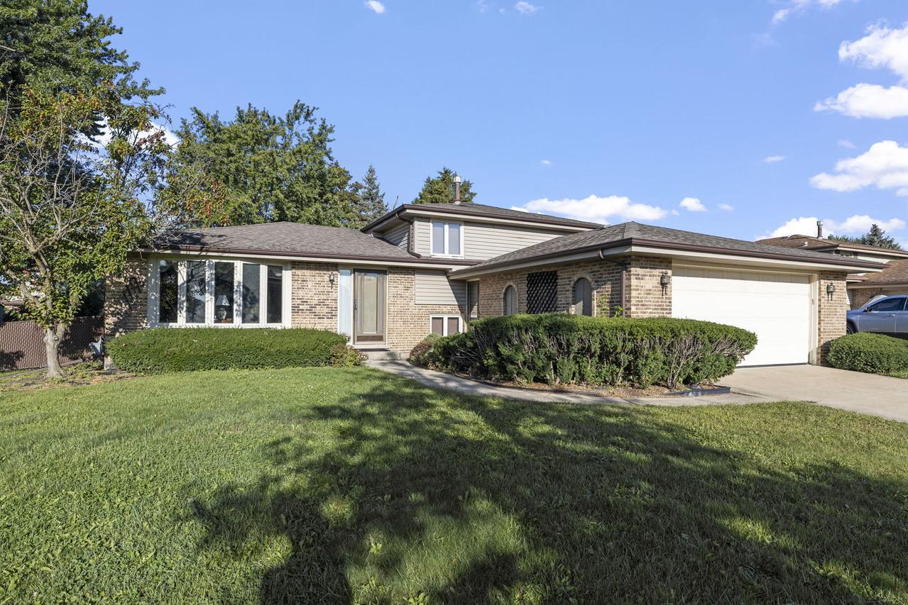 17324 Humber Ln., Tinley Park, IL 60487