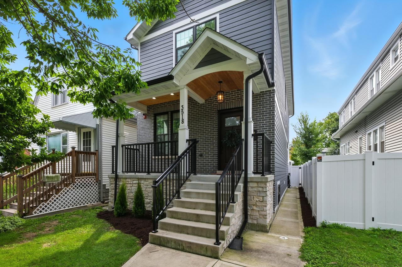 3518 Oak Ave., Brookfield, IL 60513