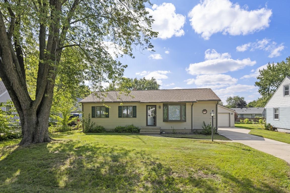 9413 Cinncinnati Dr., Machesney Park, IL 61115