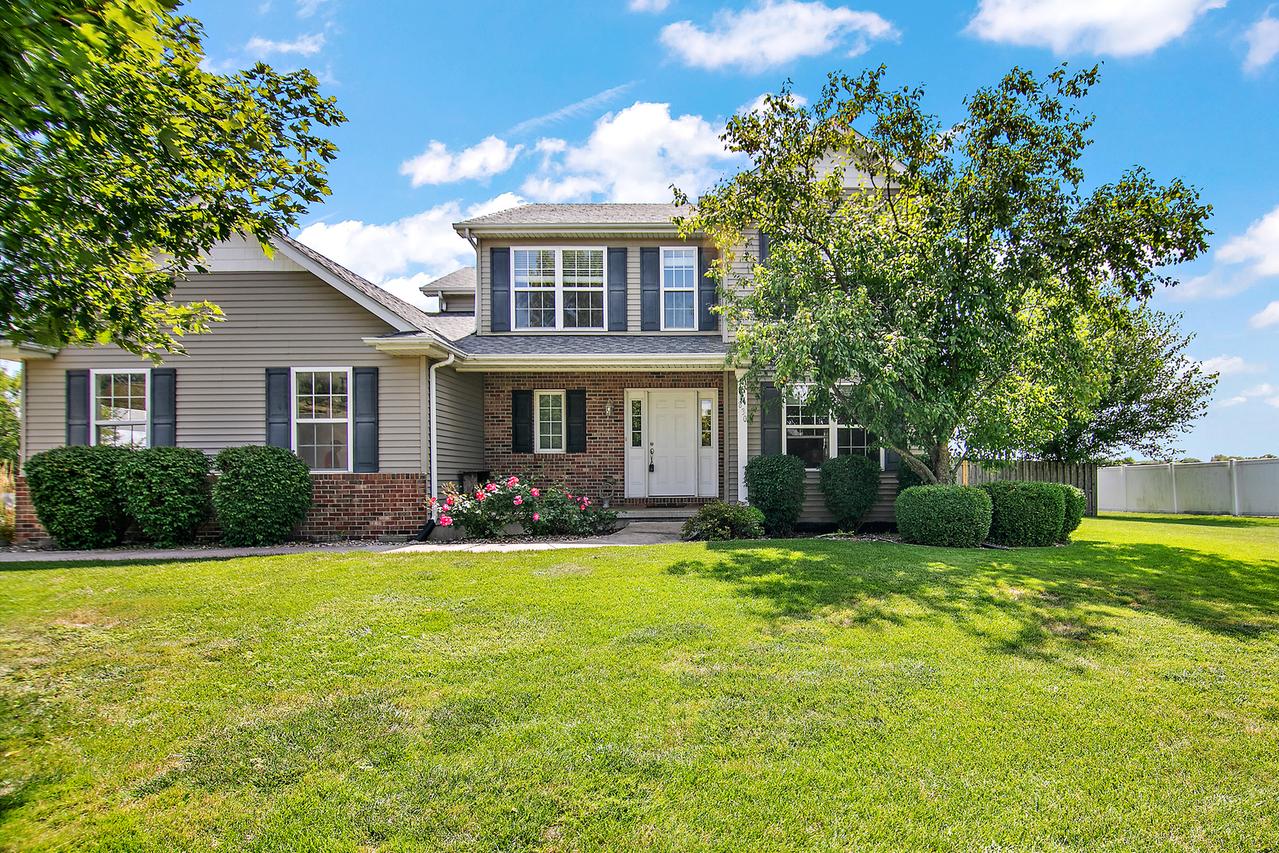 830 Magnolia Dr., Bourbonnais, IL 60914