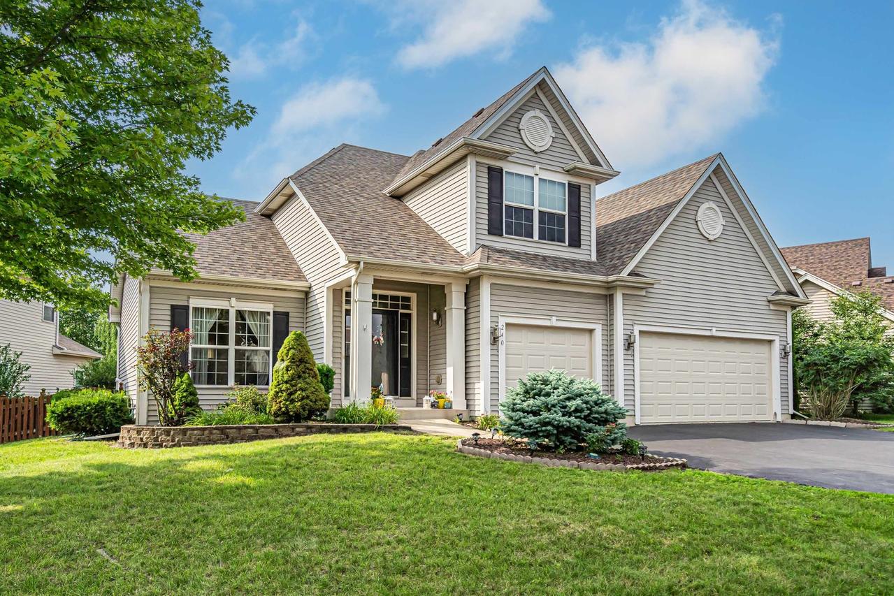 240 Hearthstone Dr., Bartlett, IL 60103