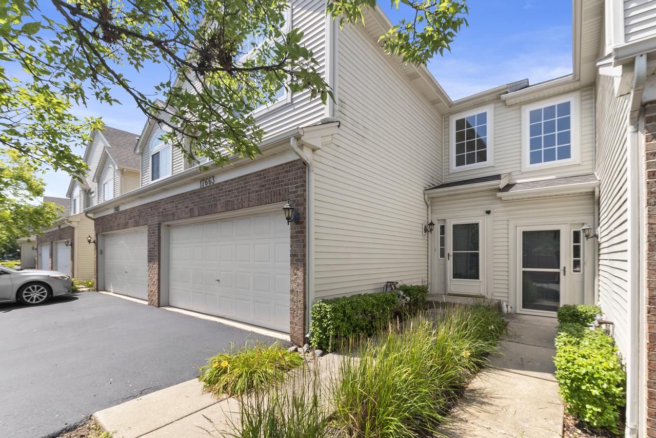 17663 Gilbert Dr., Lockport, IL 60441