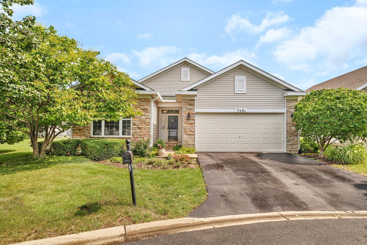 746 S Mecosta Ln., Romeoville, IL 60446