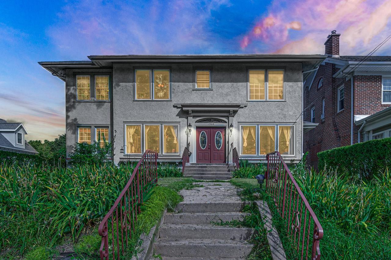 1908 Harlem Blvd., Rockford, IL 61103