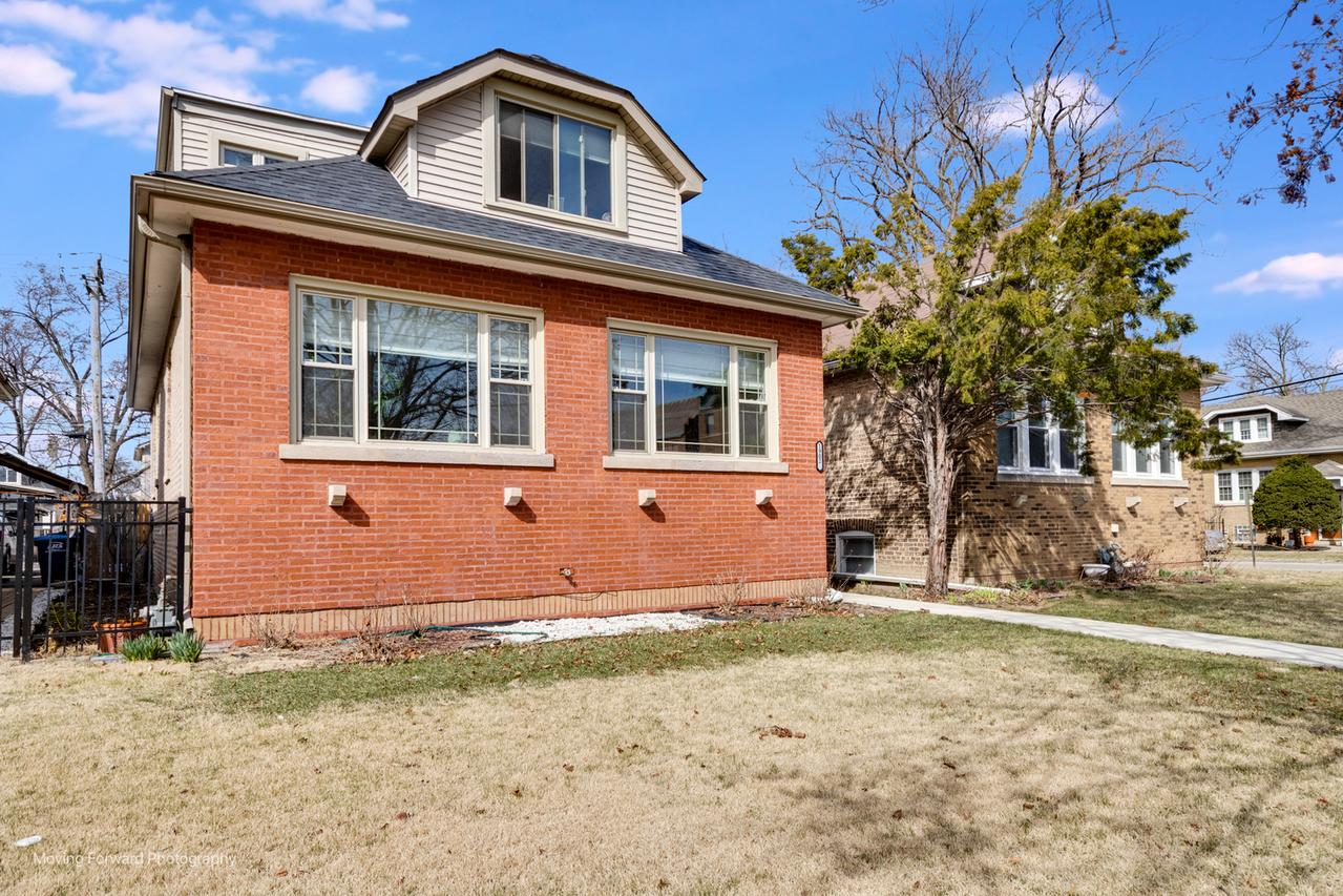 1902 S 9th Ave., Maywood, IL 60153