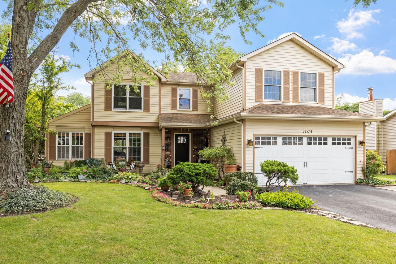 1104 Hyde Park Ln., Naperville, IL 60565