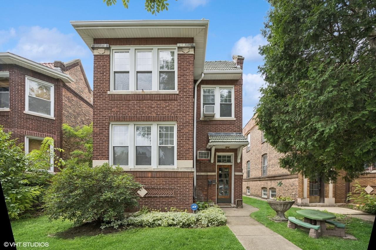 537 S Cuyler Ave., Oak Park, IL 60304